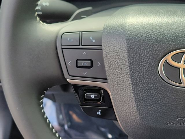 Used 2026 Toyota Camry SE w/ Multimedia Upgrade Package FWD image 23