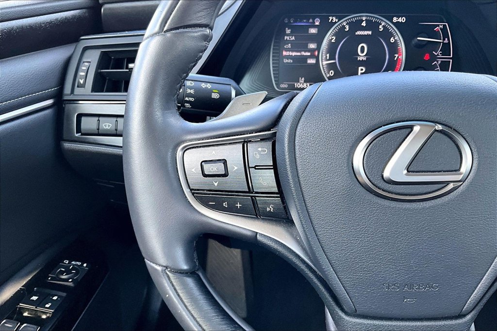 Used 2024 Lexus ES 350 w/ Technology Package FWD image 18