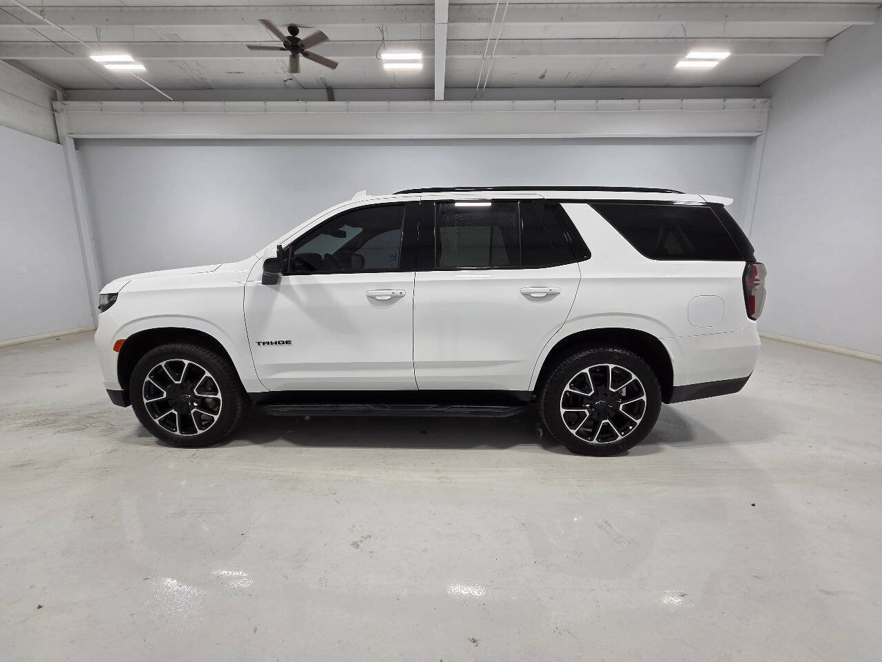 Used 2023 Chevrolet Tahoe RST AWD/4WD image 6