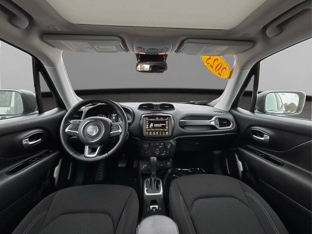 Used 2023 Jeep Renegade Latitude w/ Sun/Sound Group image 26