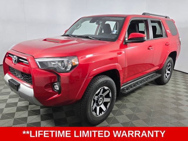 Used 2024 Toyota 4Runner TRD Off-Road image 3