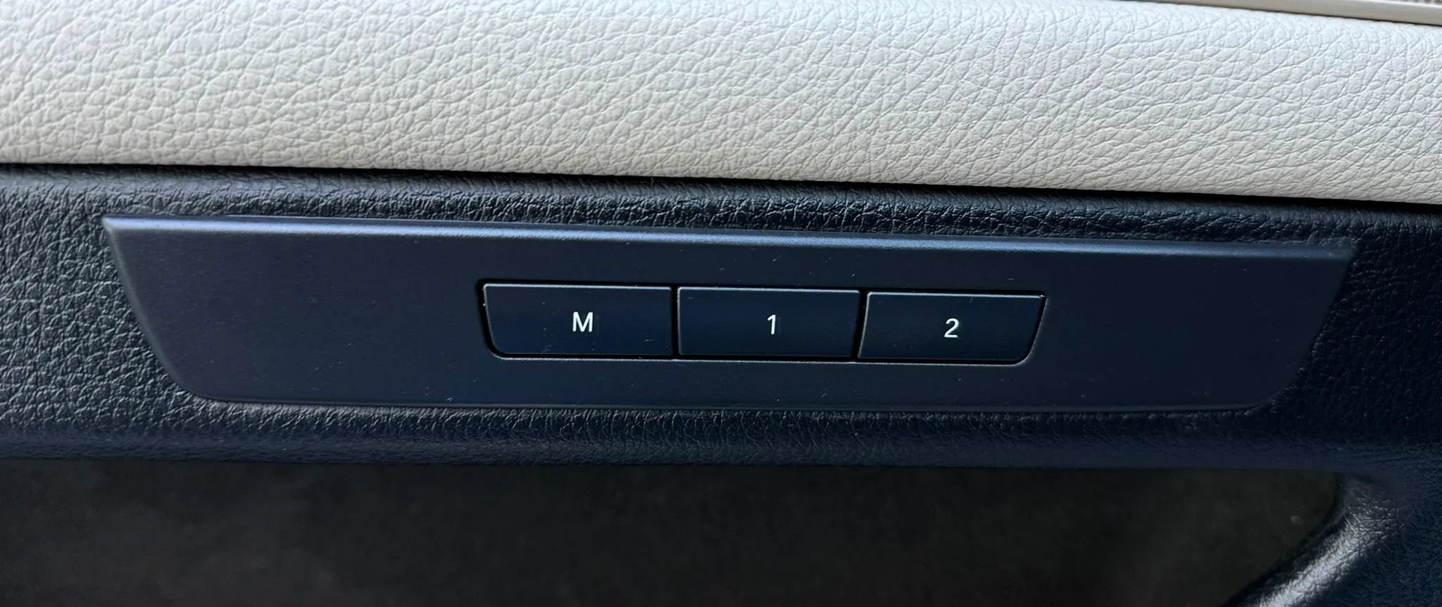 Used 2013 BMW 528i Sedan RWD image 26