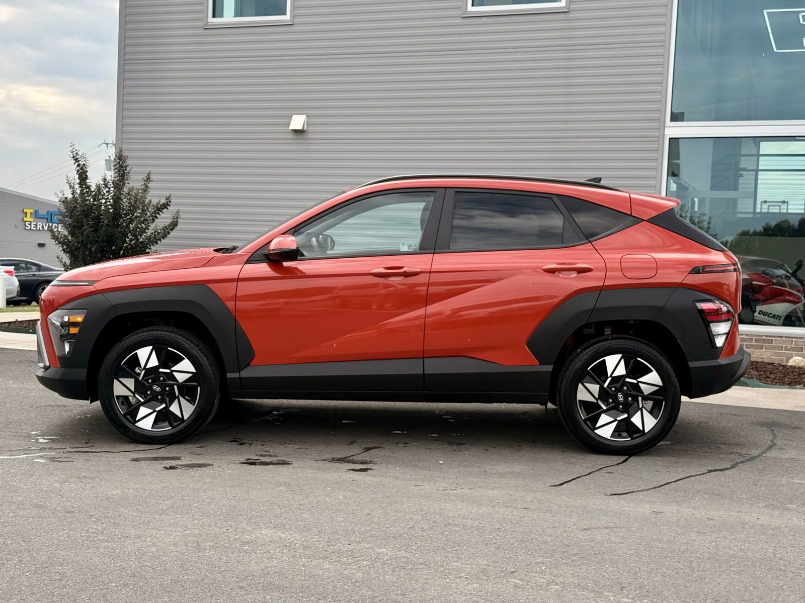 Used 2025 Hyundai Kona SEL image 10