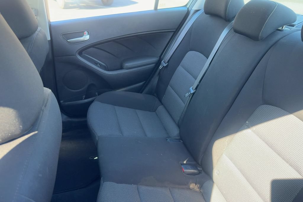 Used 2017 Kia Forte LX FWD image 12