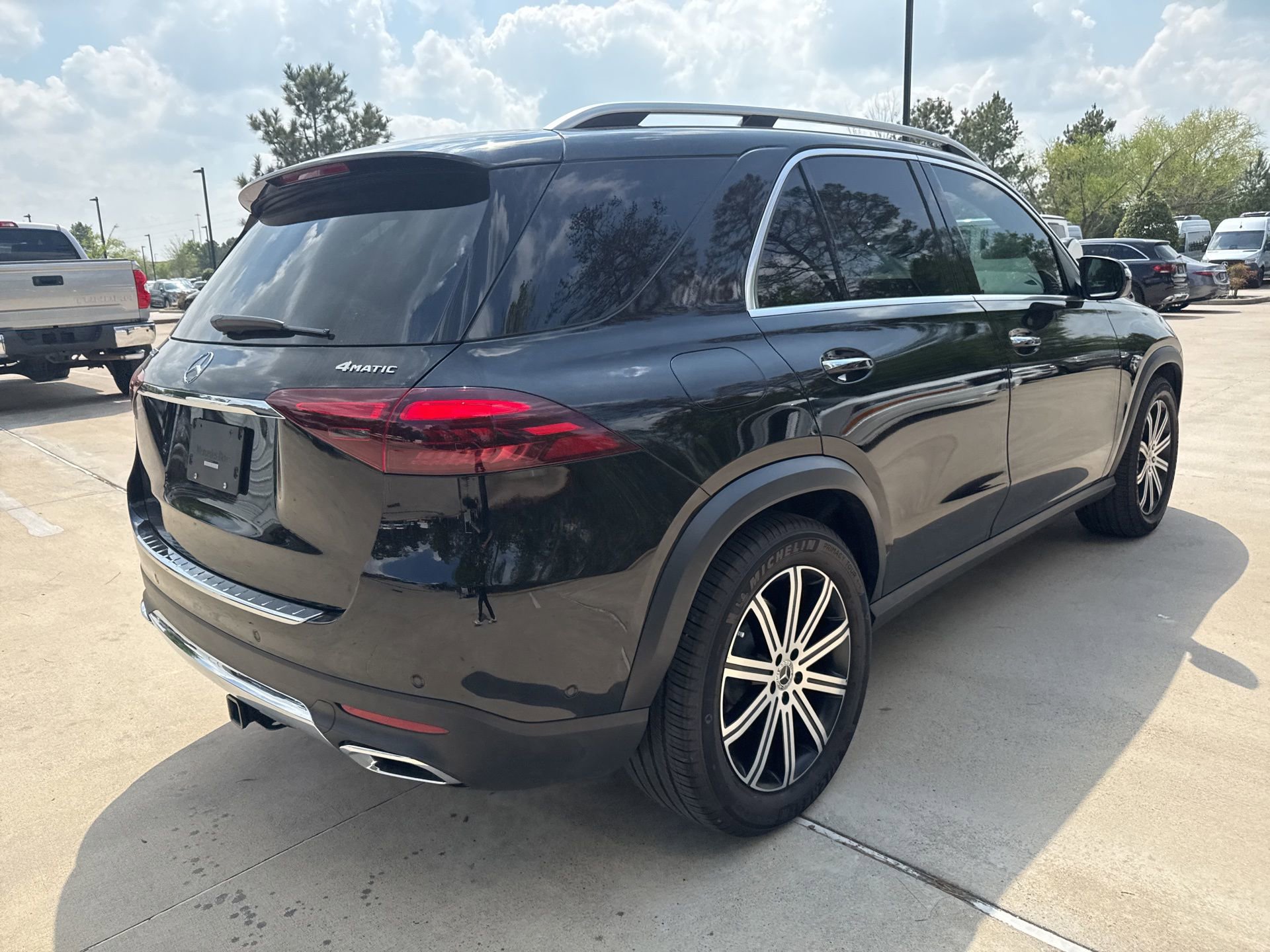 Used 2026 Mercedes-Benz GLE 350 4MATIC image 4