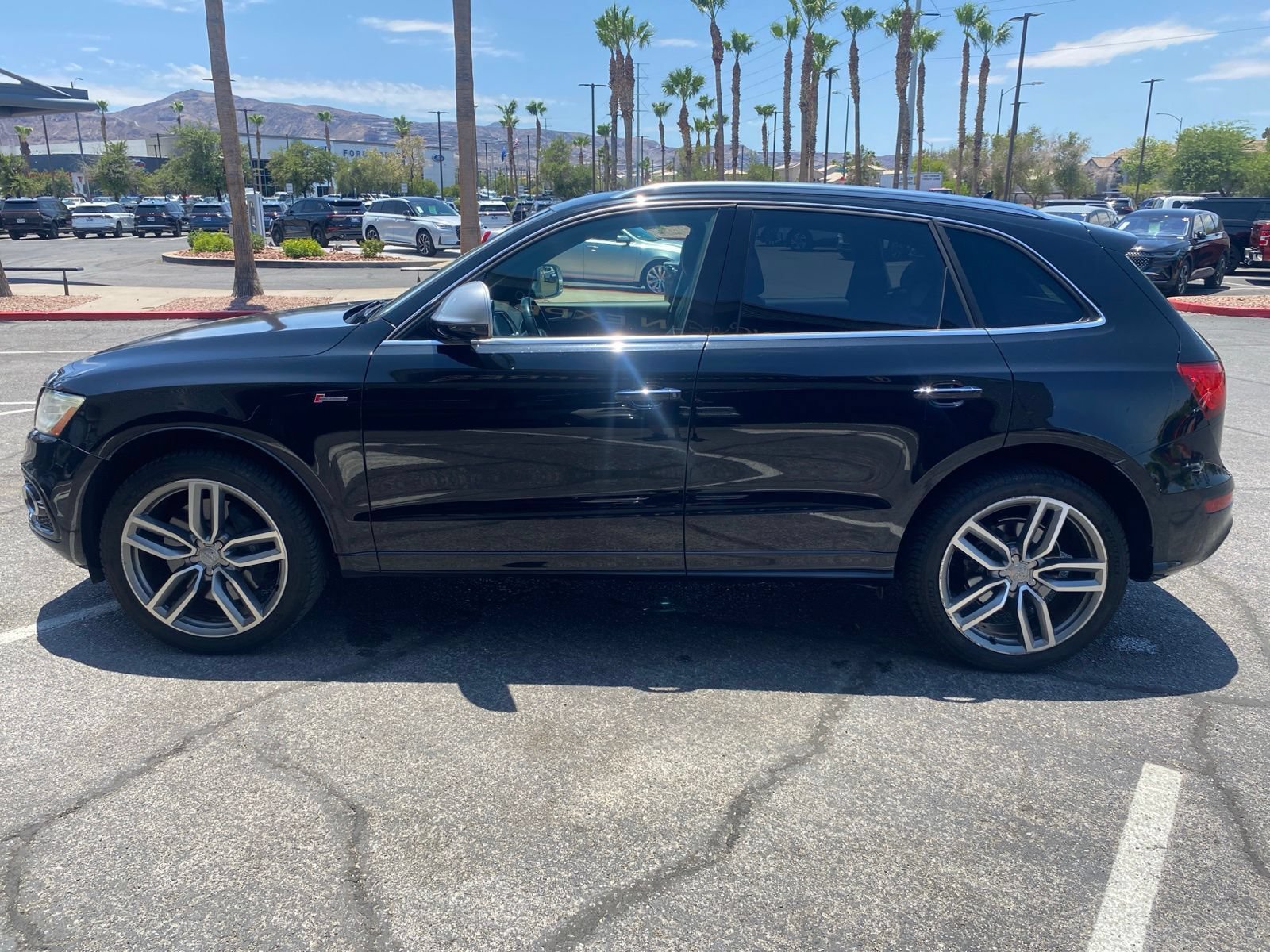 Used 2016 Audi SQ5 Premium Plus w/ Technology Package AWD/4WD image 8