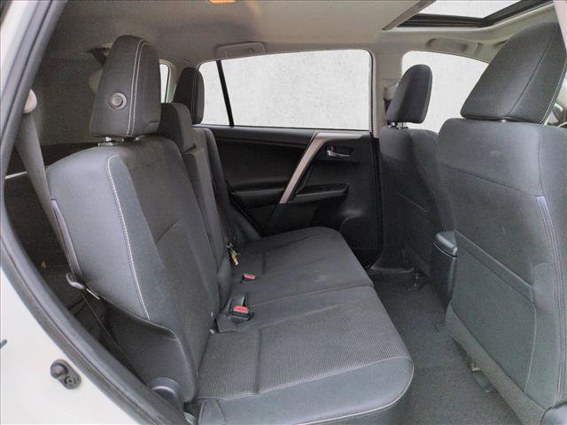 Used 2016 Toyota RAV4 XLE image 19