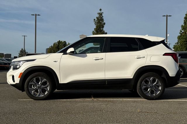 Certified 2024 Kia Seltos LX image 9