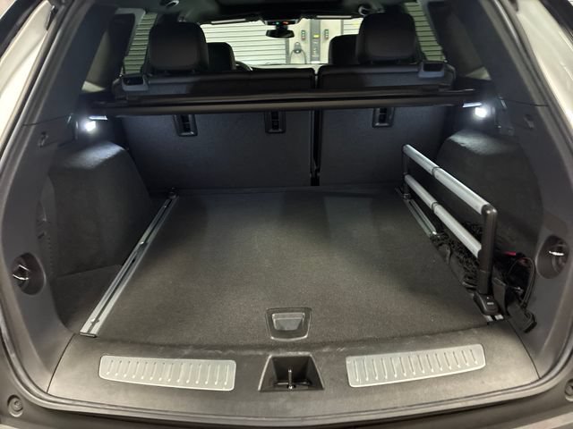 Certified 2024 Cadillac XT5 Premium Luxury FWD image 24