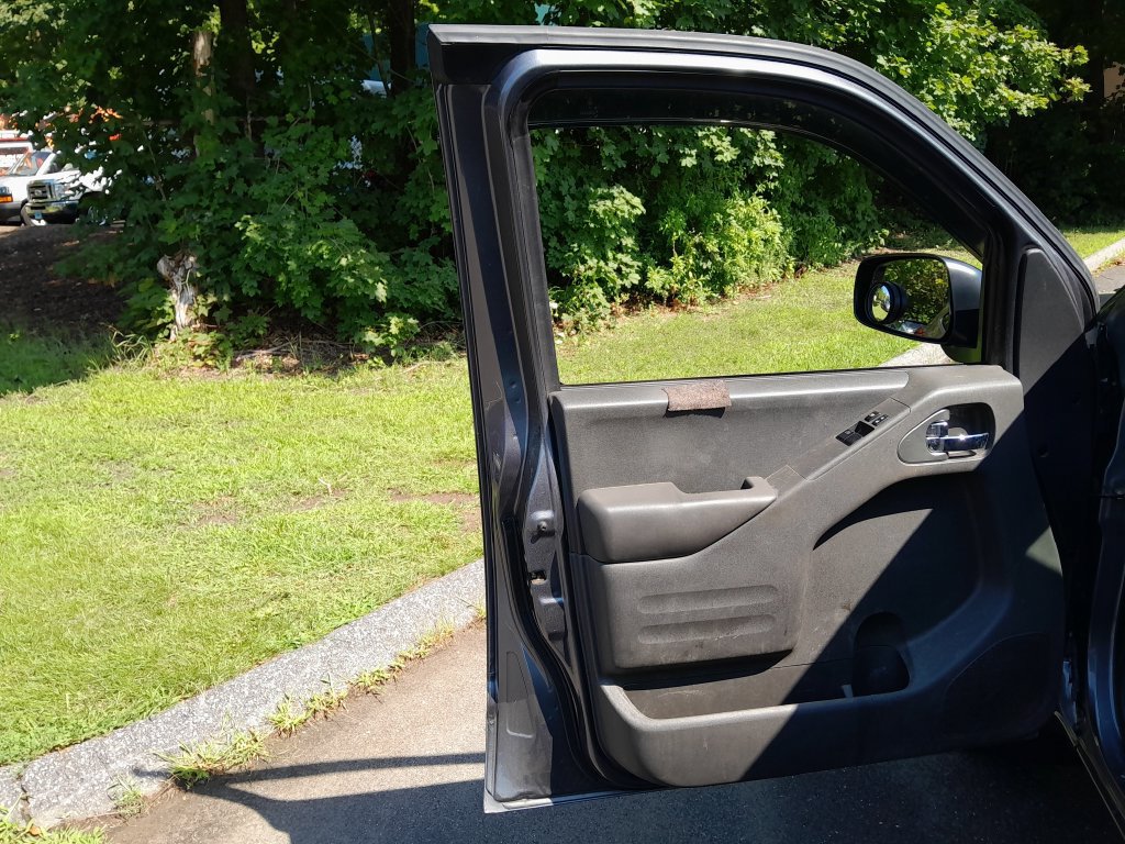 Used 2019 Nissan Frontier SV w/ Value Truck Package AWD/4WD image 11