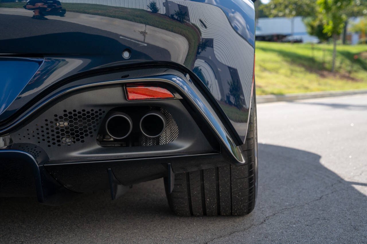 Used 2020 Aston Martin V8 Vantage Coupe RWD image 68