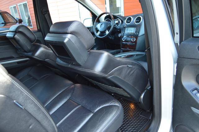 Used 2008 Mercedes-Benz GL 550 4MATIC image 54