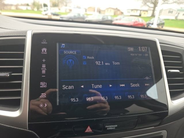 Used 2017 Honda Pilot EX-L image 22