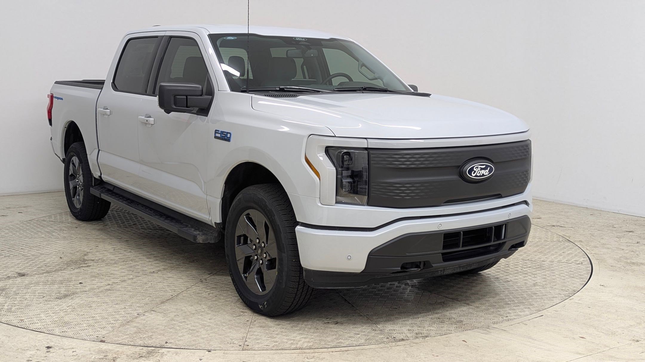 New 2025 Ford F150 Lightning Flash image 6