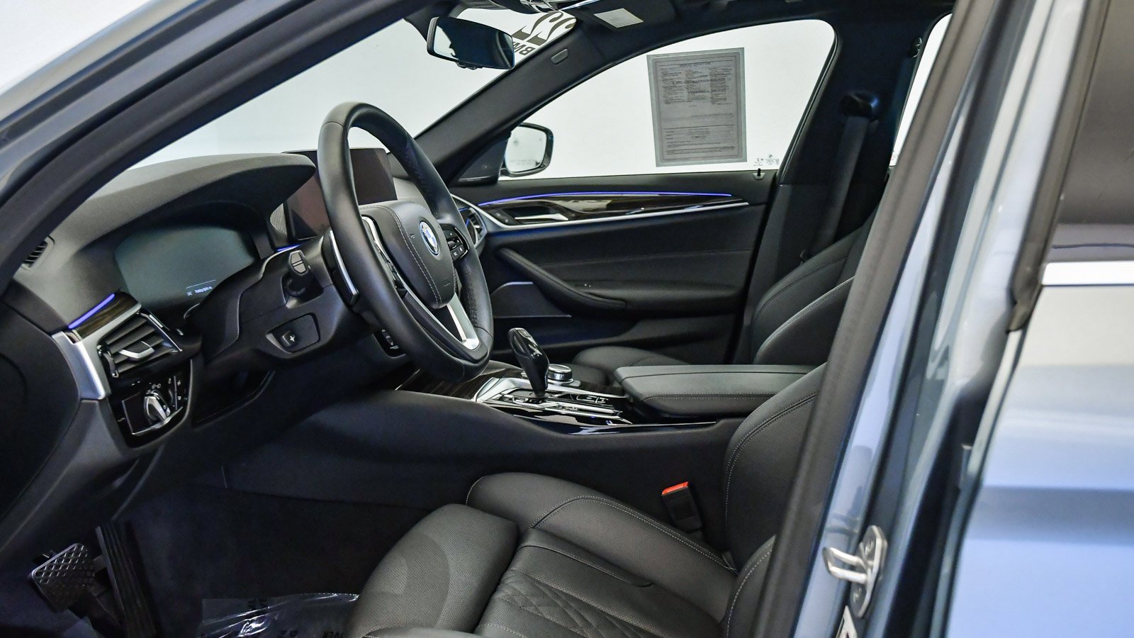 Certified 2022 BMW 530e 530e iPerformance w/ Premium Package image 19