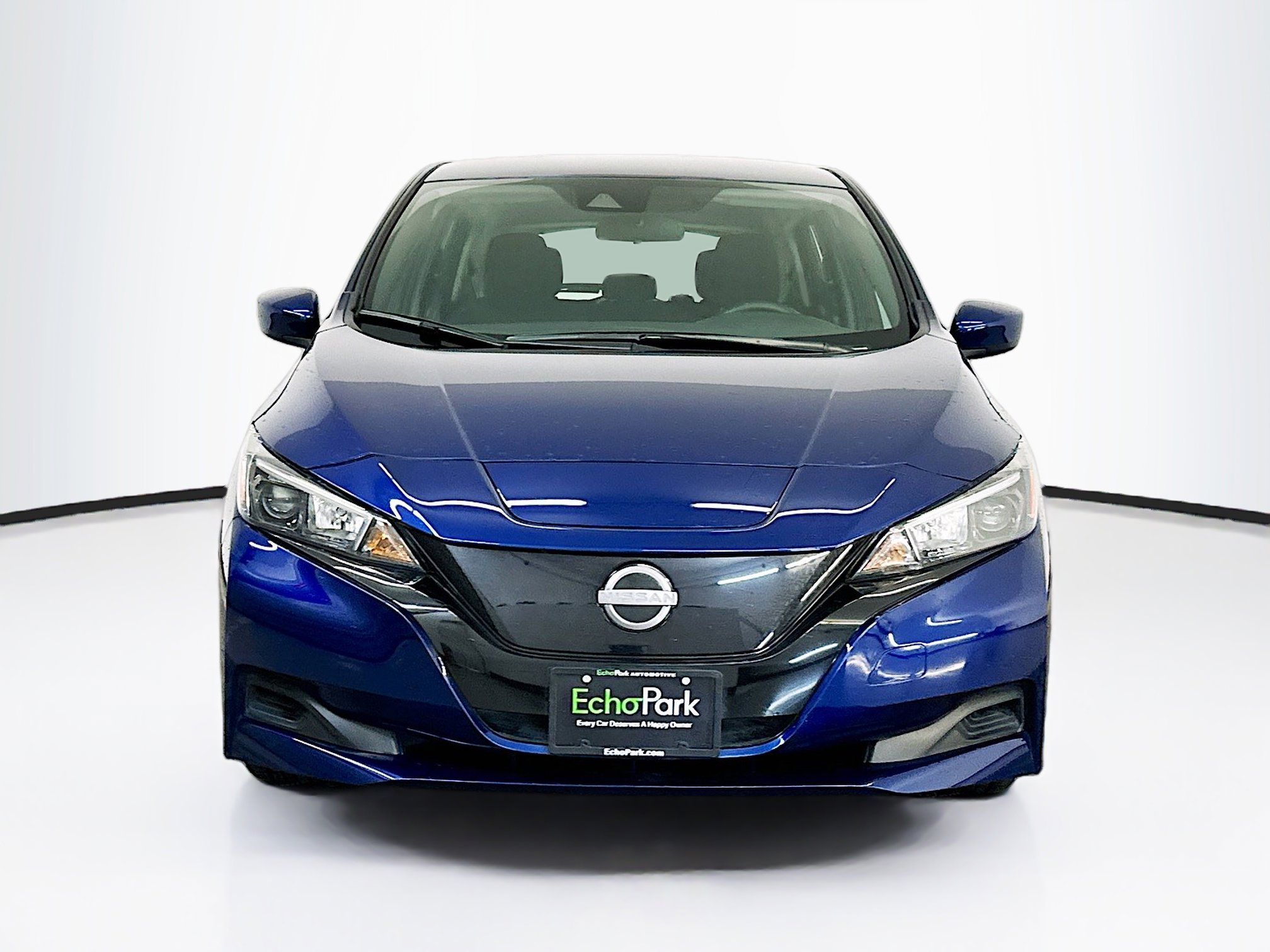Used 2024 Nissan Leaf S FWD image 2
