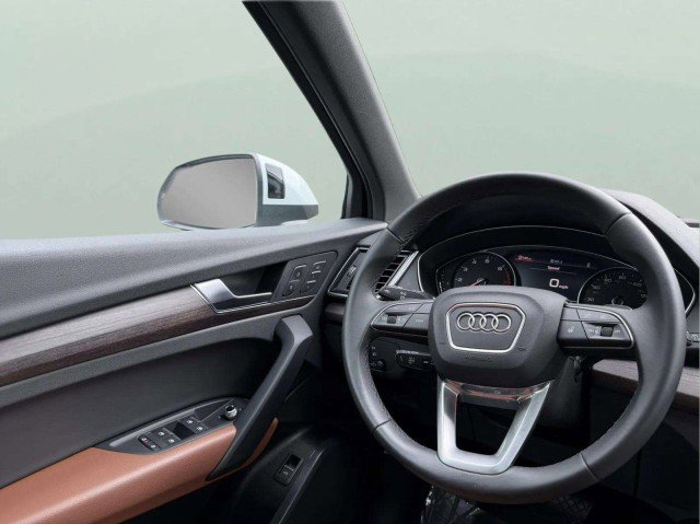 Certified 2023 Audi Q5 2.0T Premium w/ Convenience Package AWD/4WD image 13