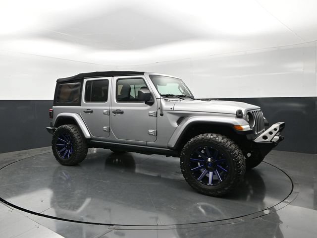 Used 2019 Jeep Wrangler Unlimited Sahara AWD/4WD image 1