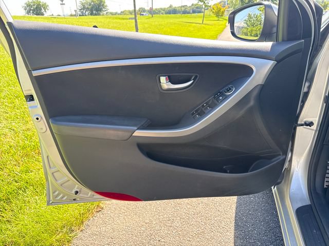 Used 2013 Hyundai Elantra GT w/ Touch & Go Pkg FWD image 21