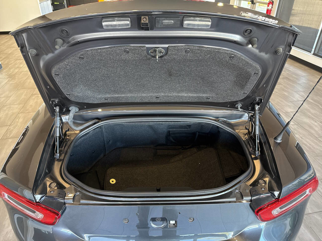 Used 2019 FIAT 124 Spider Lusso w/ Convenience Group image 29