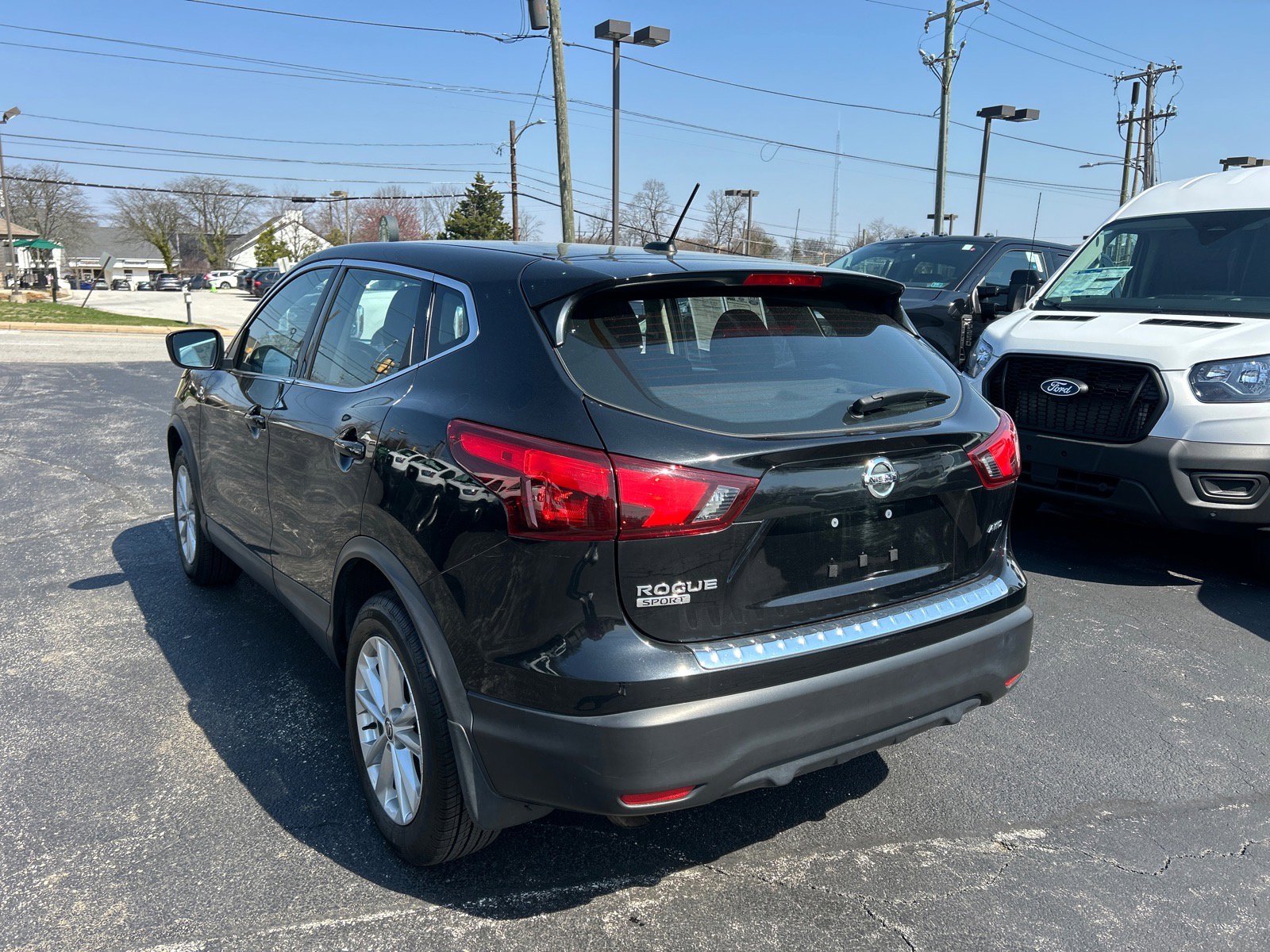Used 2019 Nissan Rogue Sport S w/ Appearance Package image 12