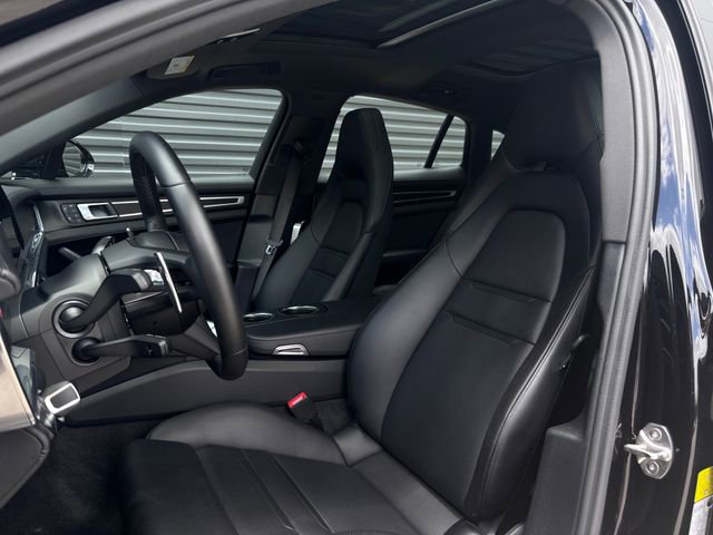 Certified 2023 Porsche Panamera Platinum Edition RWD image 5