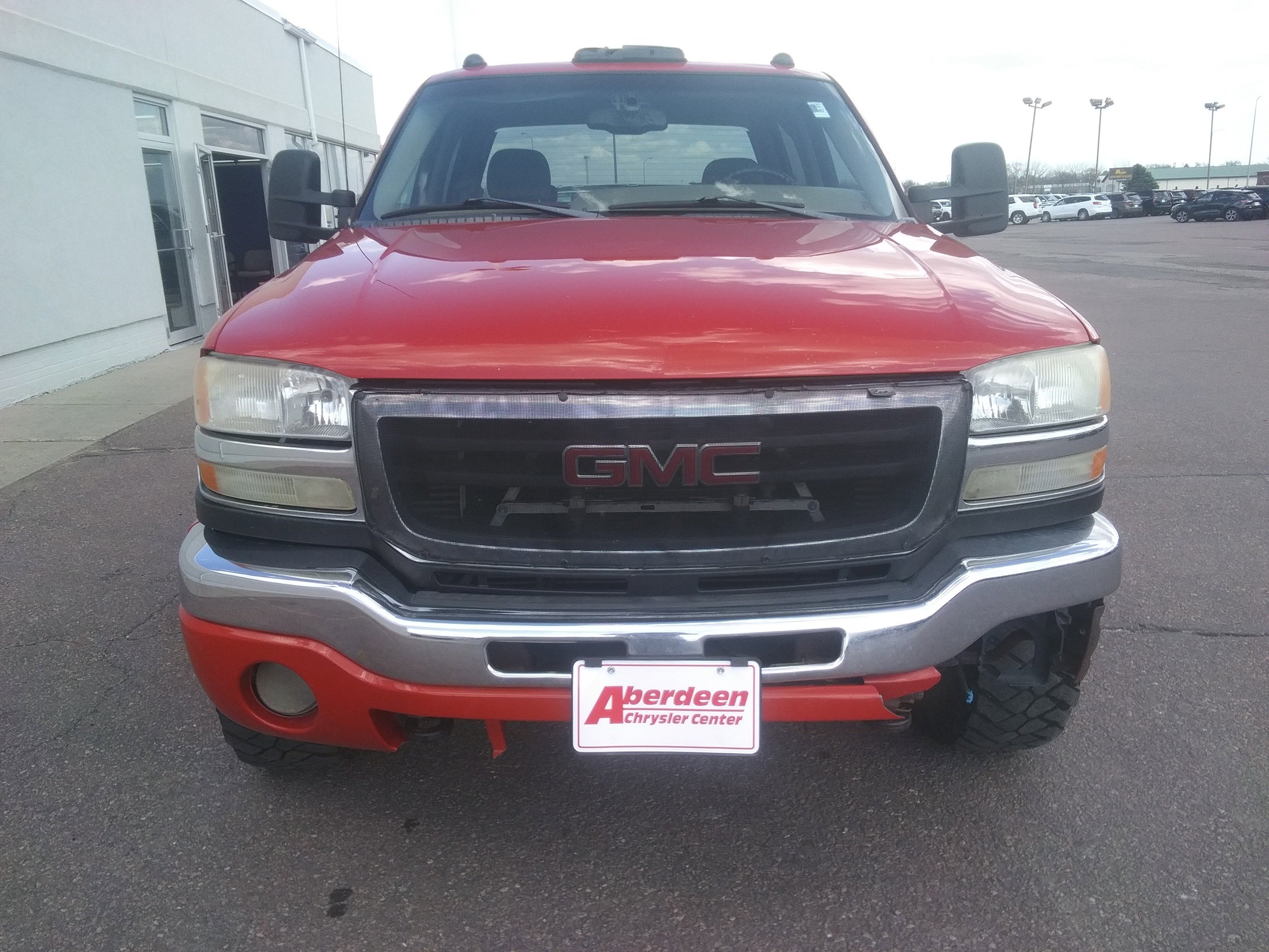 Used 2005 GMC Sierra 2500 SLE w/ Heavy-Duty Power Package image 3