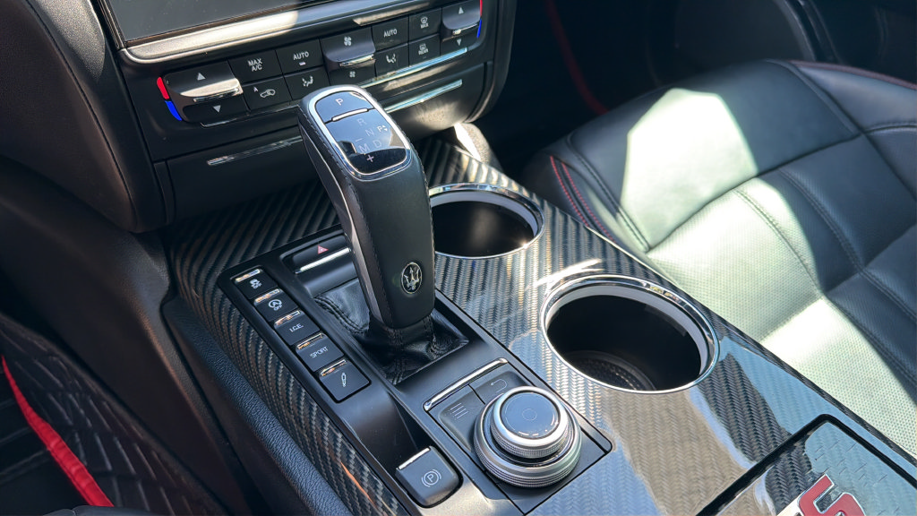 Used 2019 Maserati Quattroporte GTS GranSport RWD image 19