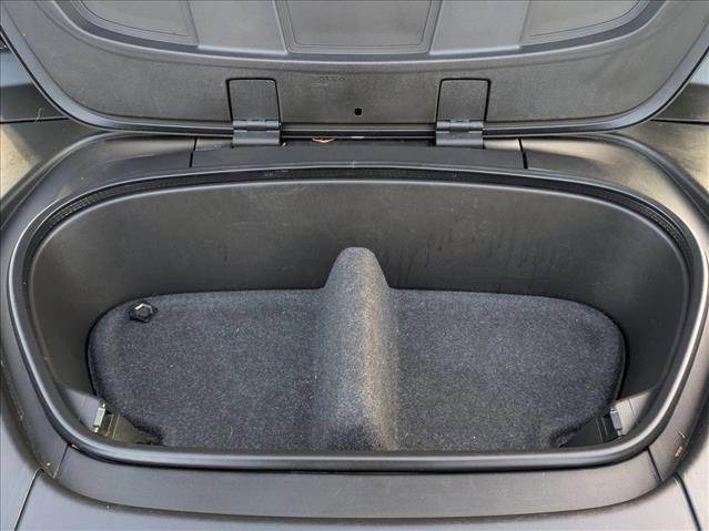 Used 2023 Volvo XC40 Recharge Plus image 21