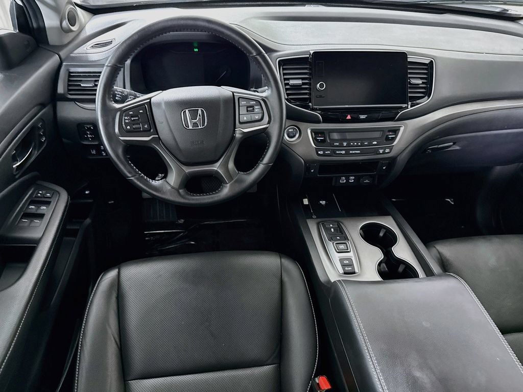 Used 2025 Honda Ridgeline RTL image 3