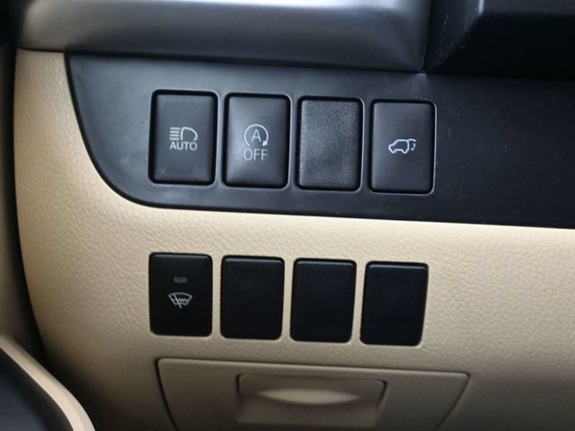 Used 2018 Toyota Highlander XLE w/ Protection Package #3 AWD/4WD image 28