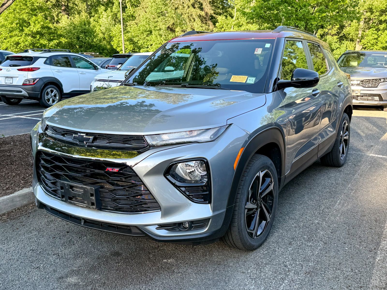 Used 2023 Chevrolet TrailBlazer RS w/ Sun and Liftgate Package AWD/4WD image 3