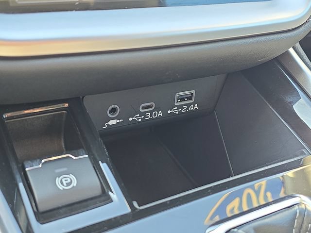 Used 2024 Subaru Outback Limited AWD/4WD image 21