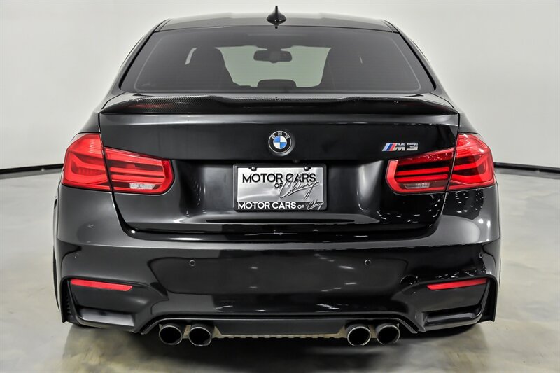 Used 2016 BMW M3 RWD image 9