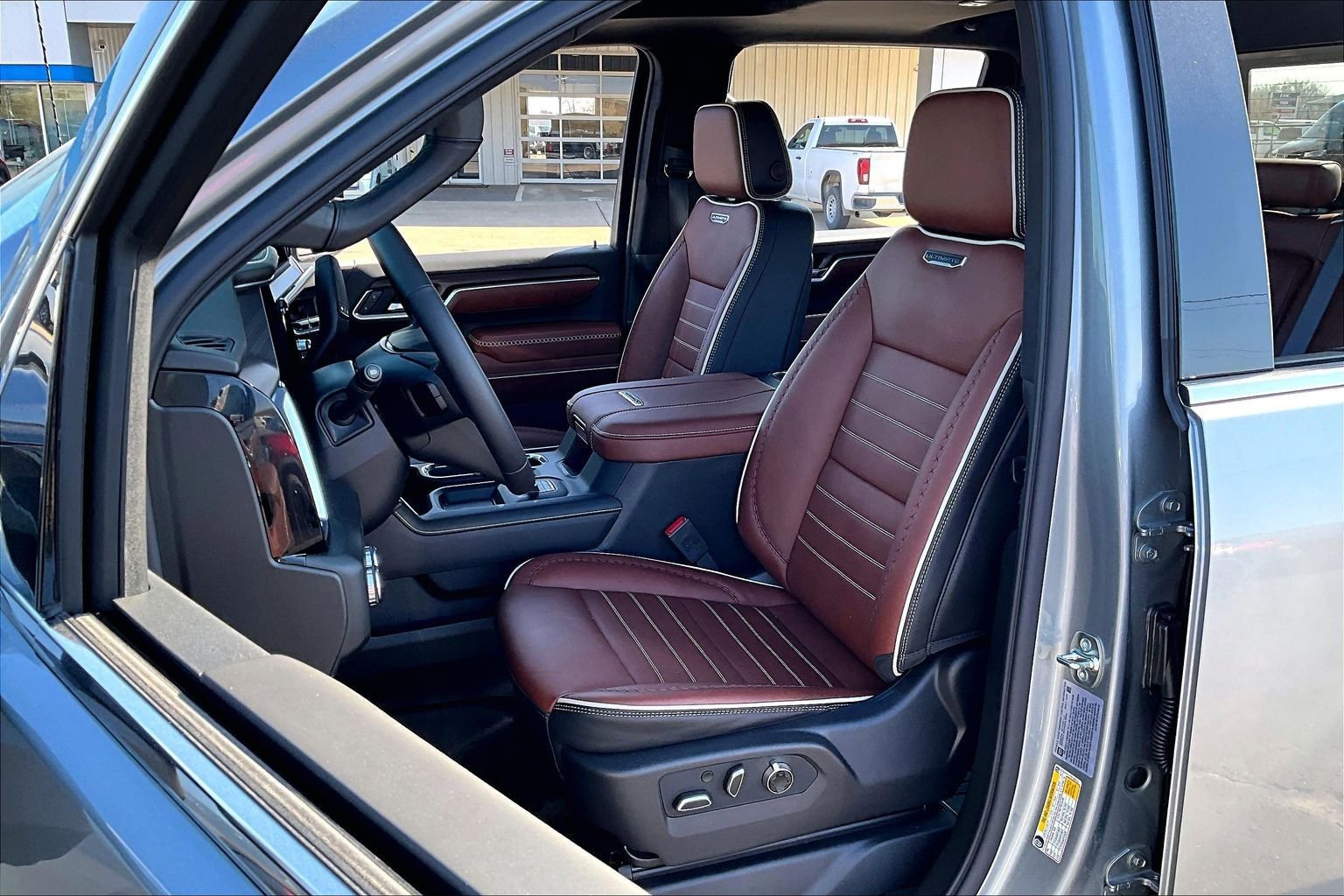 New 2026 GMC Sierra 3500 Denali Ultimate image 9