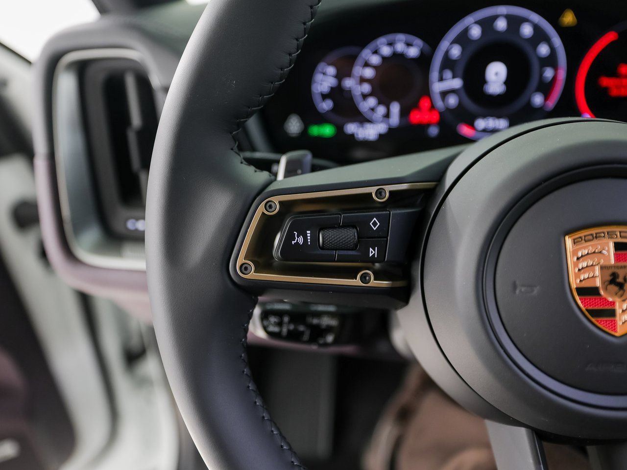 New 2026 Porsche Cayenne S AWD/4WD image 17