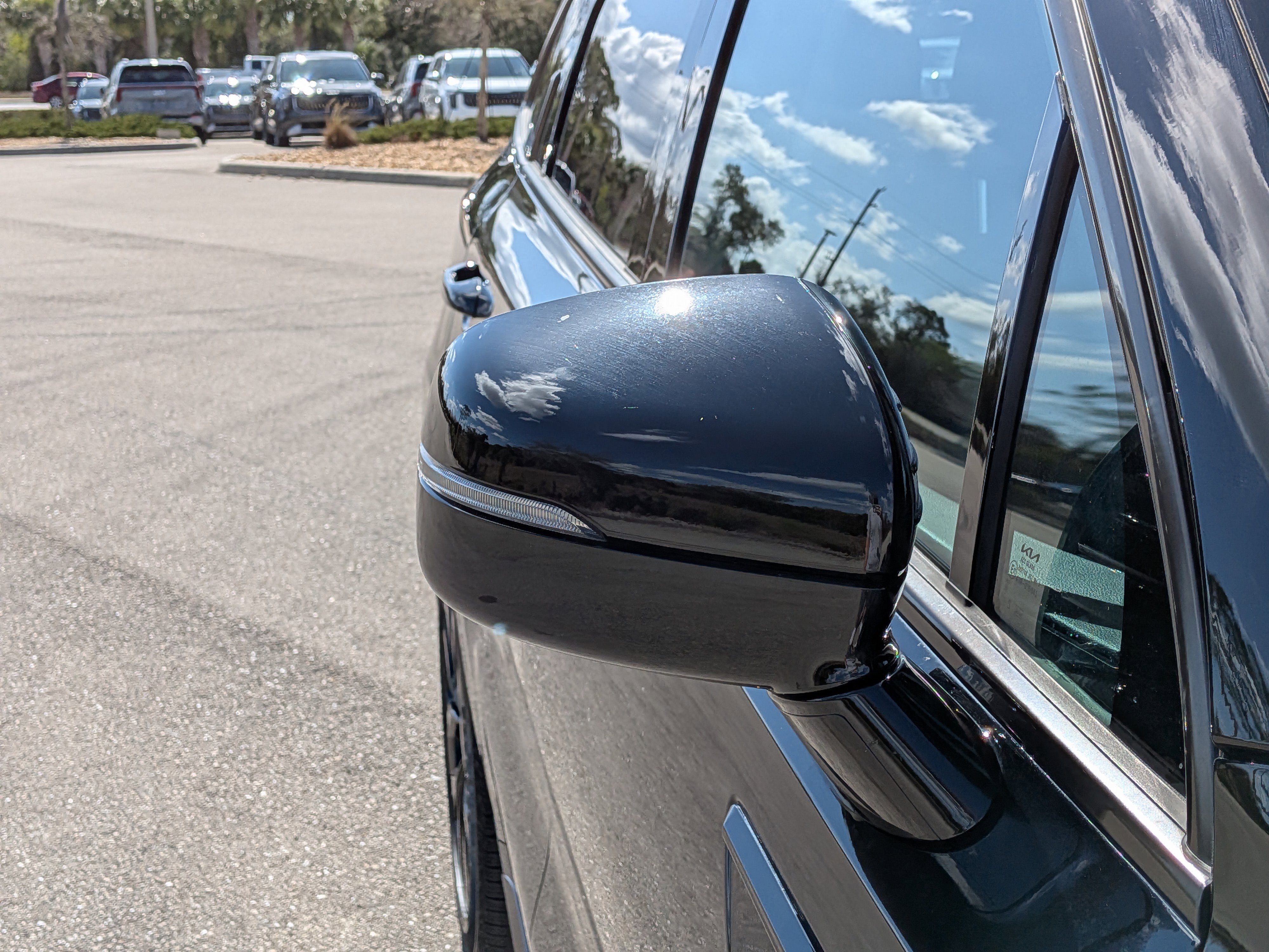 Used 2023 Kia Sorento SX image 12