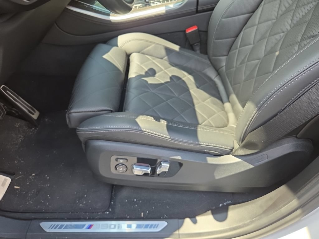 Used 2023 BMW X5 M50i w/ Executive Package AWD/4WD image 10