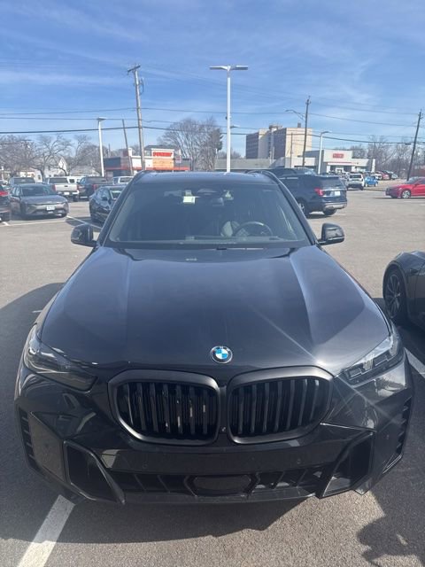 Used 2024 BMW X5 xDrive40i w/ M Sport Package