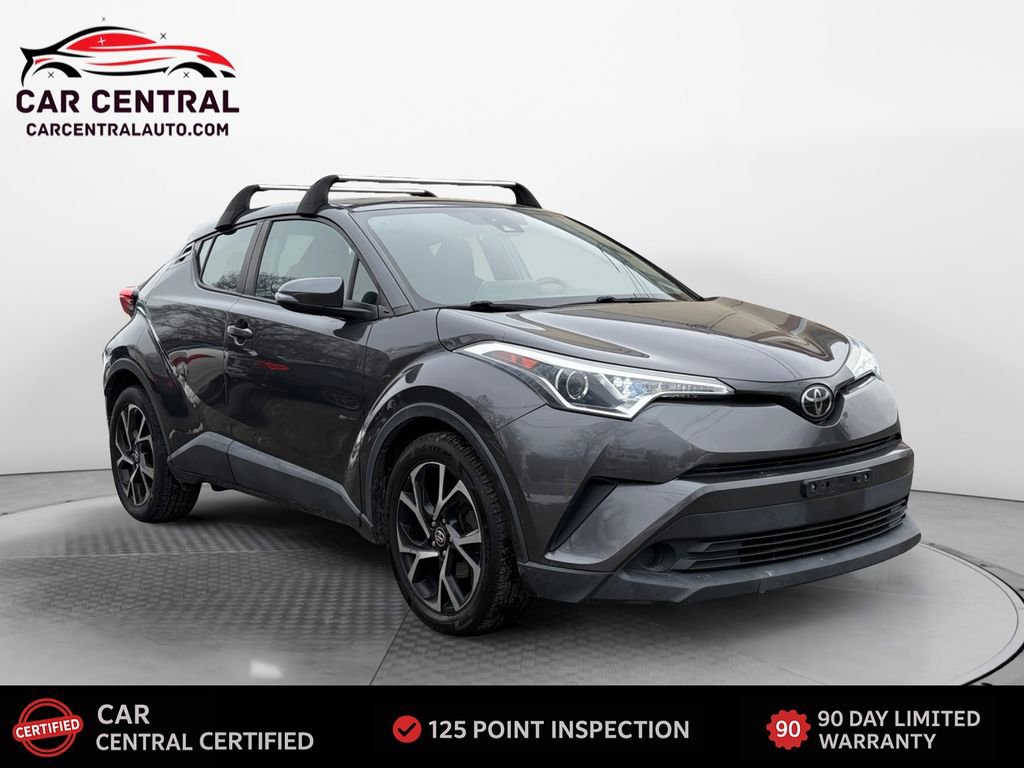 Used 2019 Toyota C-HR XLE image 7