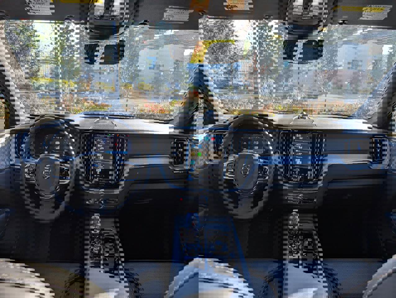 Used 2024 Volvo XC60 T8 Ultimate w/ Protection Package Premier image 13