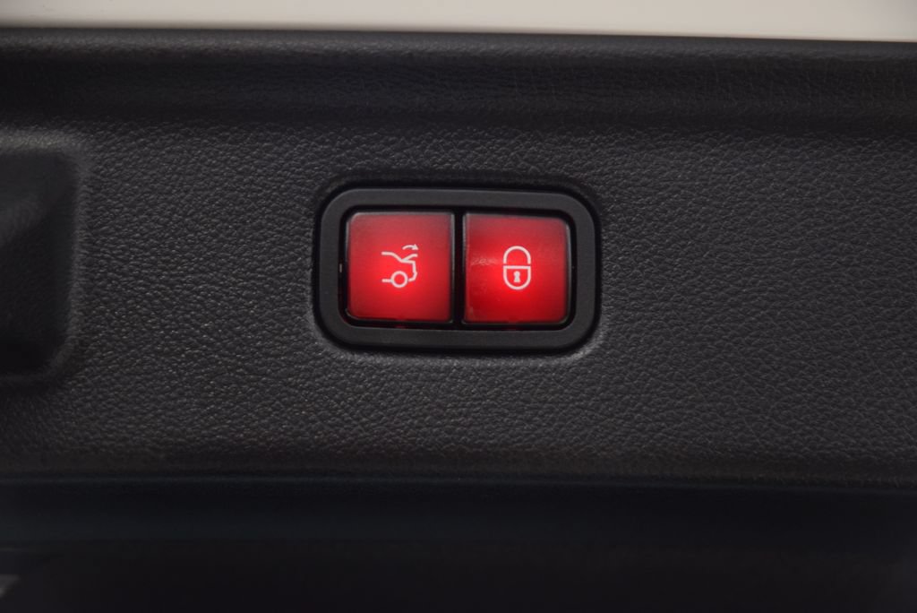 Certified 2022 Mercedes-Benz S 500 4MATIC image 30