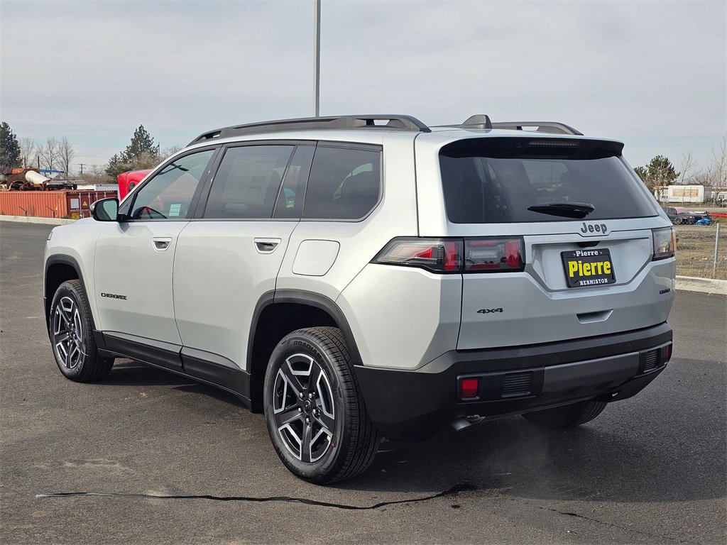 New 2026 Jeep Cherokee Laredo image 4