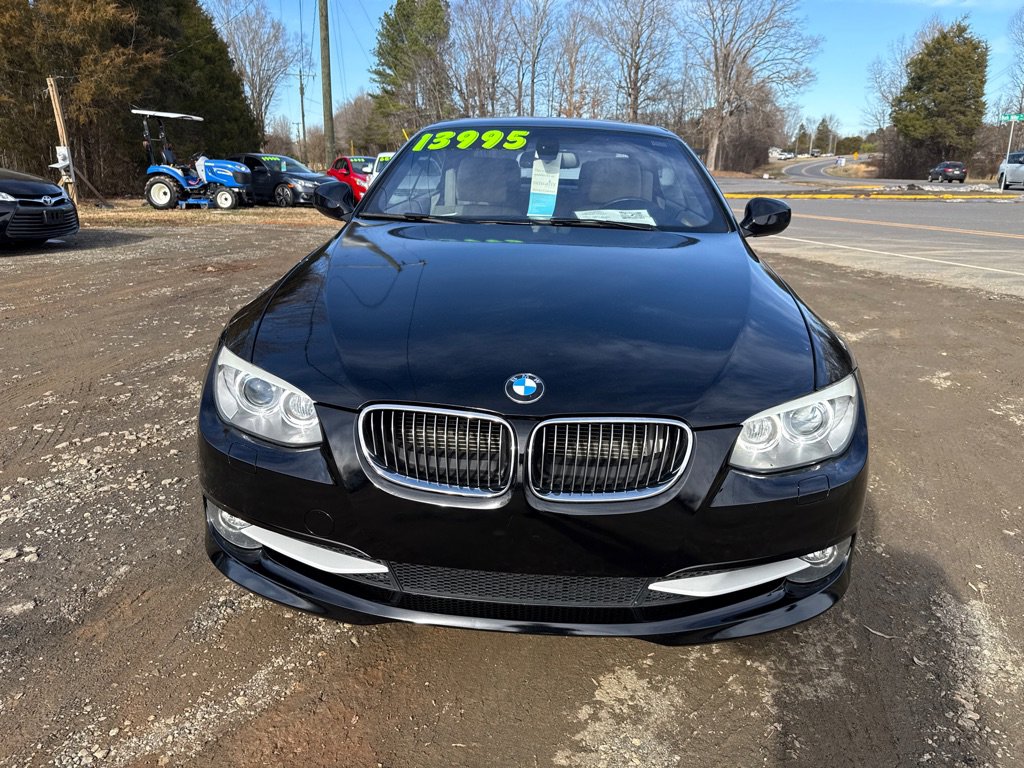 Used 2011 BMW 328i Convertible w/ M-Sport Package image 3