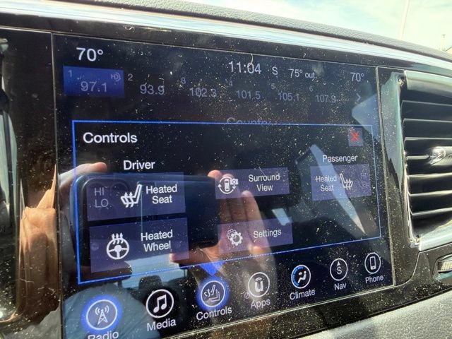Used 2017 Chrysler Pacifica Touring-L Plus w/ Advanced Safetytec Group FWD image 32