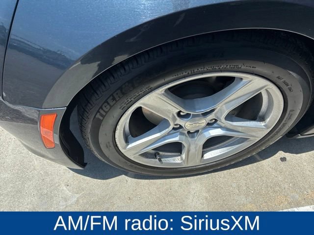 Used 2023 Chevrolet Camaro LT RWD image 7