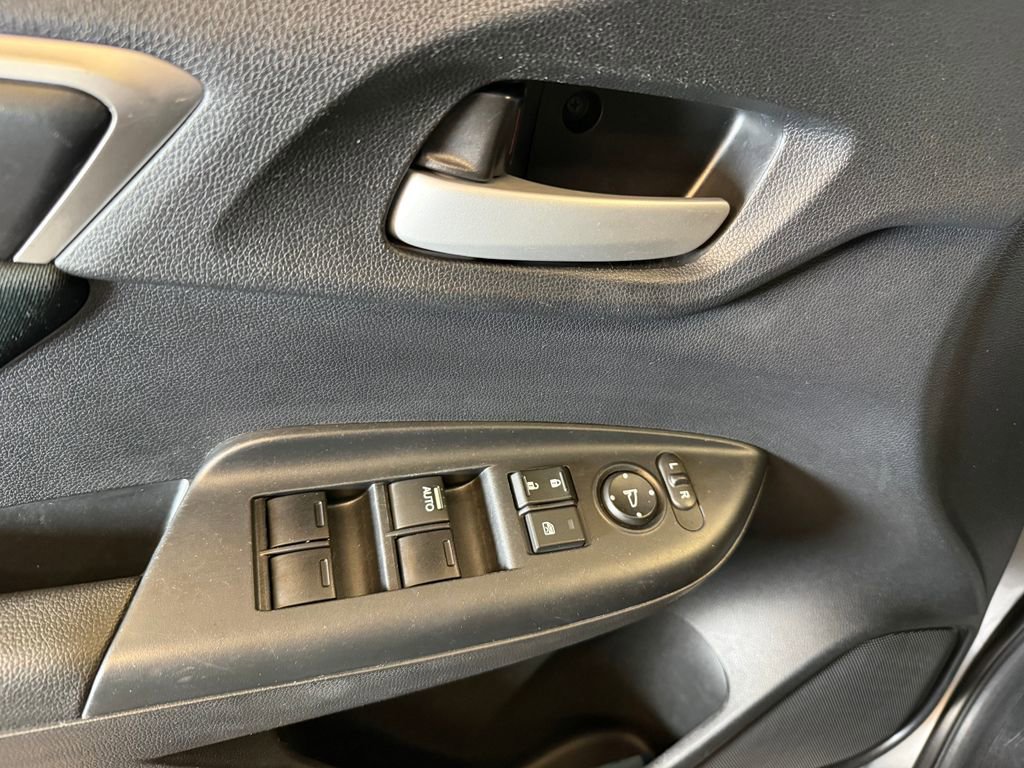 Used 2019 Honda Fit LX image 20