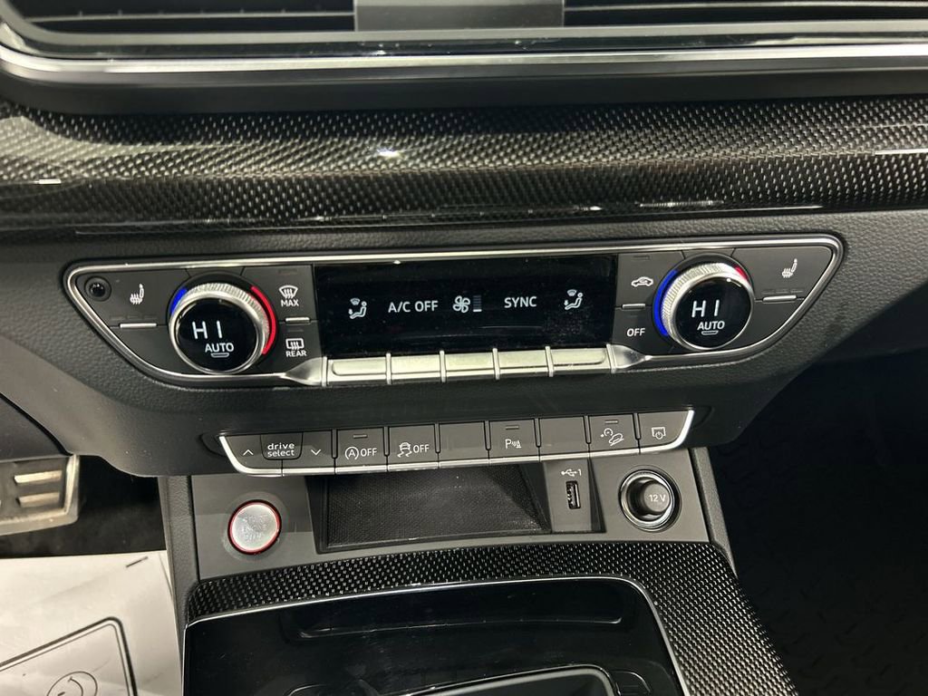 Used 2022 Audi SQ5 Premium w/ Convenience Package image 16