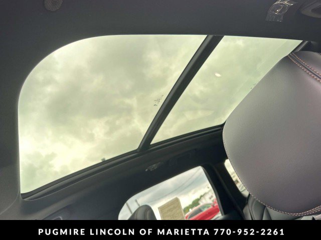 New 2025 Lincoln Nautilus Premier w/ Equipment Group 102A image 32