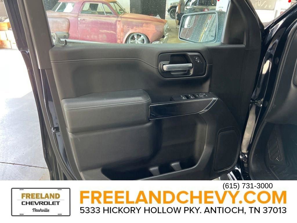 Used 2020 Chevrolet Silverado 1500 LT image 11